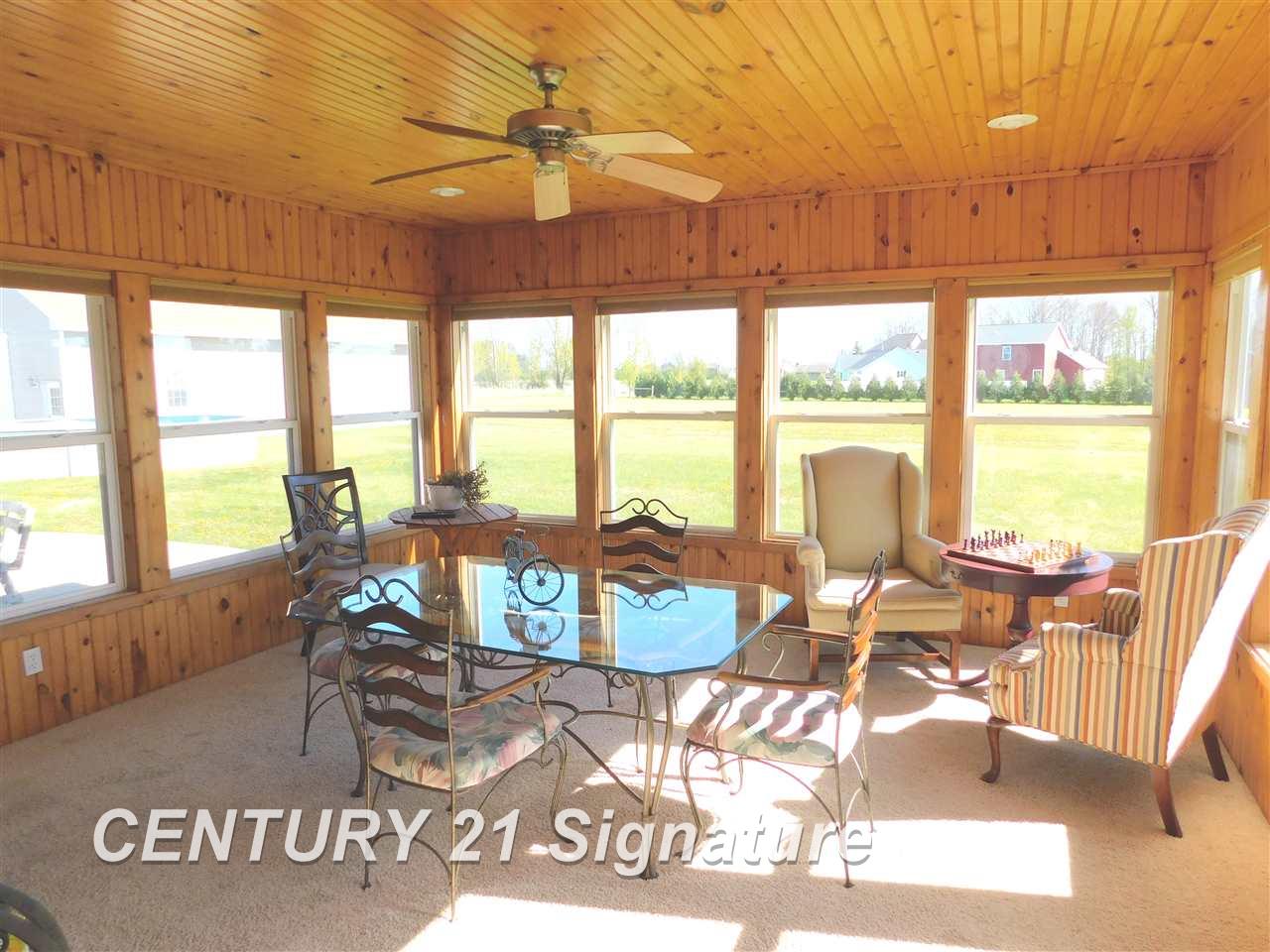 10375 Sarle Road Freeland, MI 48623 - Photo 18 of 21 Gallery Image 18