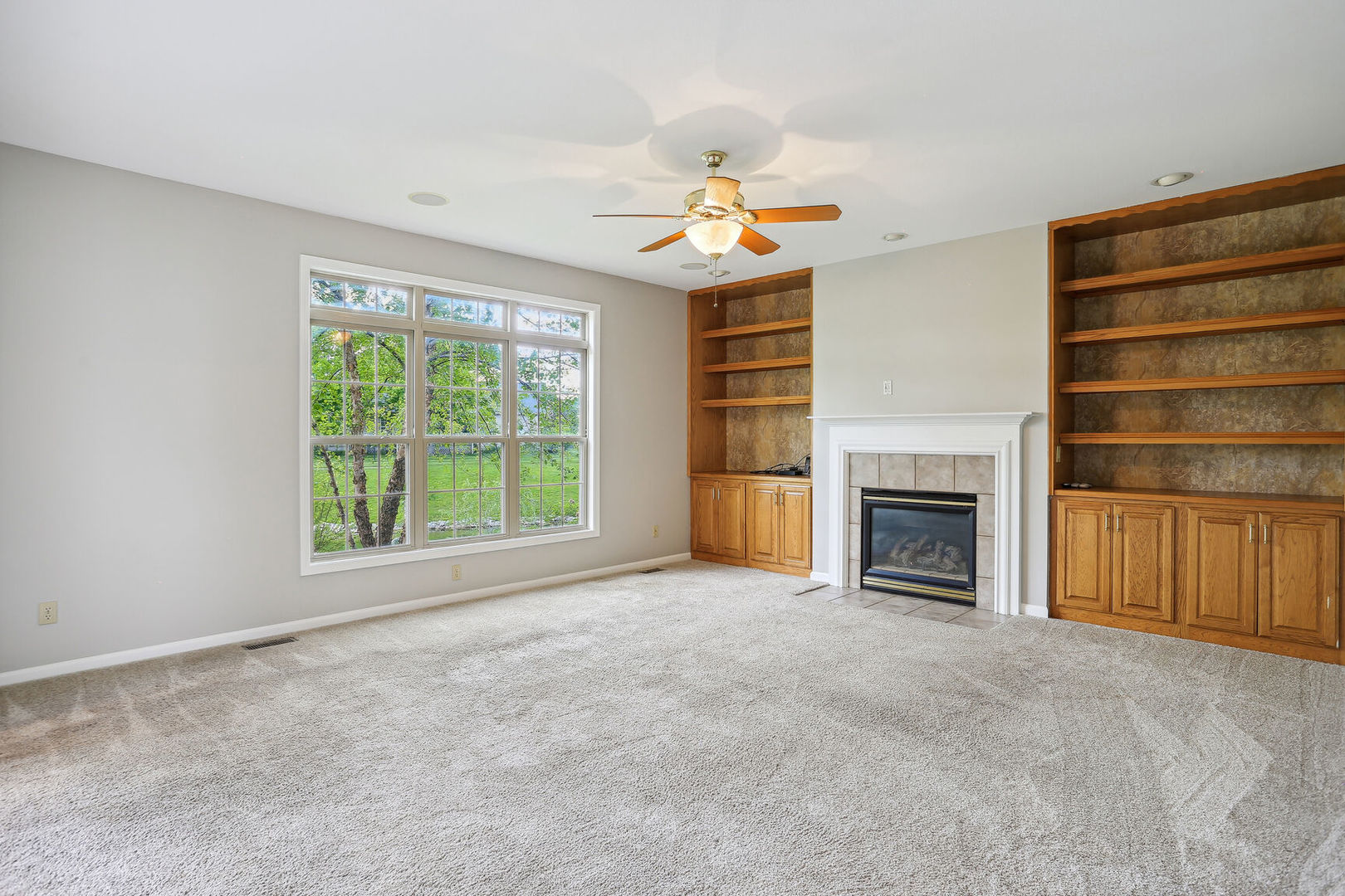 1105 Prestwick Point Champaign, IL 61822 - Photo 12 of 52 Gallery Image 12