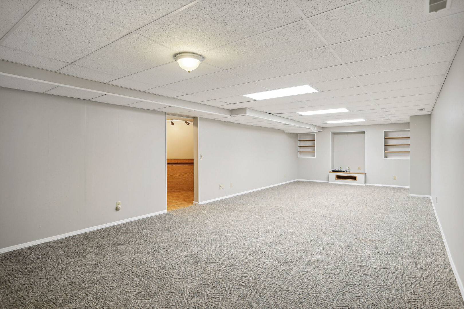 1105 Prestwick Point Champaign, IL 61822 - Photo 40 of 52 Gallery Image 40