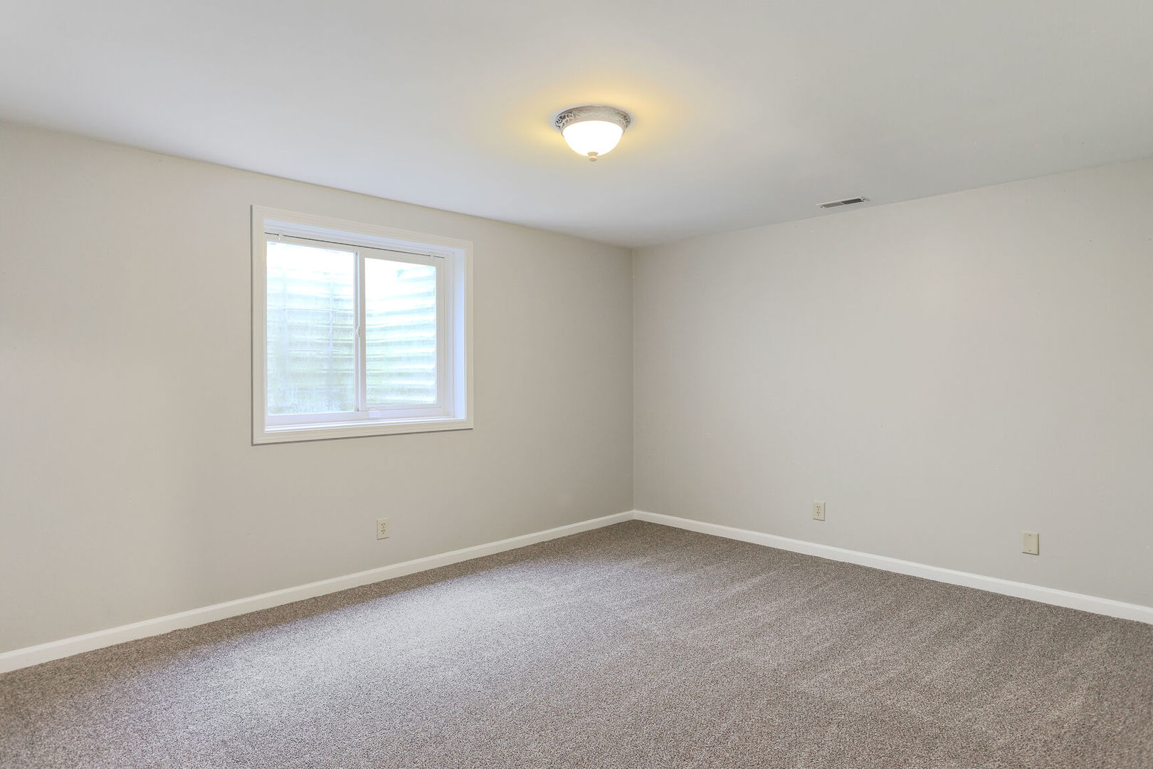 1105 Prestwick Point Champaign, IL 61822 - Photo 41 of 52 Gallery Image 41