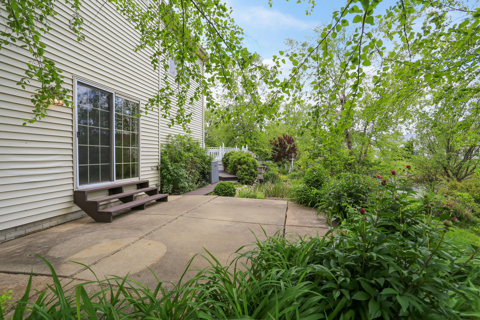 1105 Prestwick Point Champaign, IL 61822 - Photo 45 of 52 Gallery Image 45