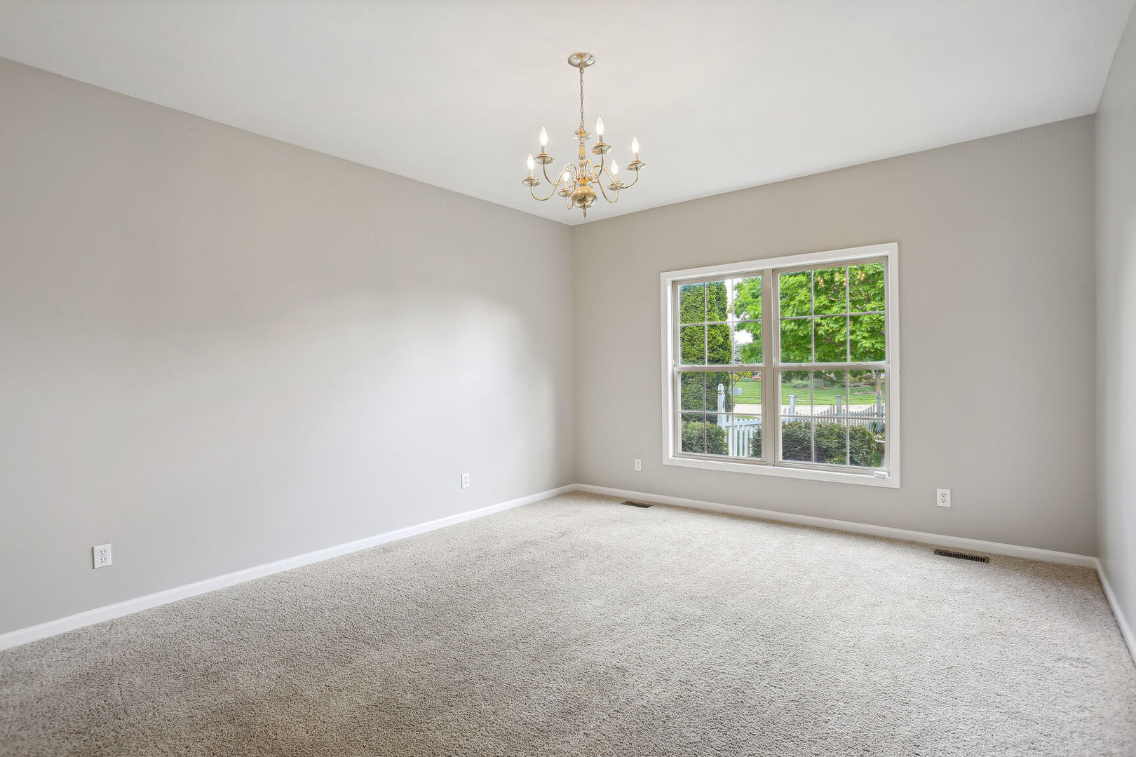 1105 Prestwick Point Champaign, IL 61822 - Photo 10 of 52 Gallery Image 10