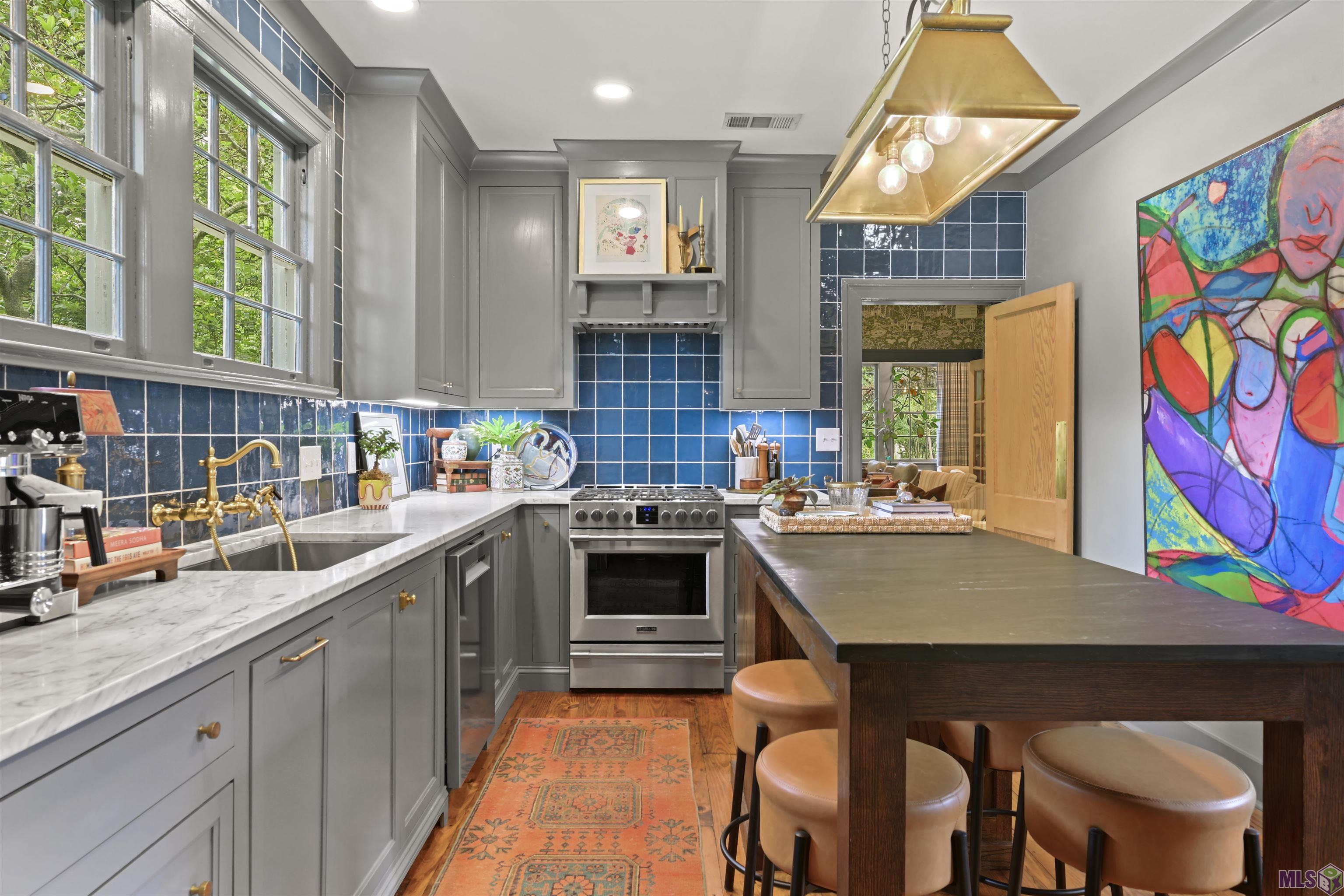 1480 Kenmore Avenue Baton Rouge, LA 70808 - Photo 1 of 38