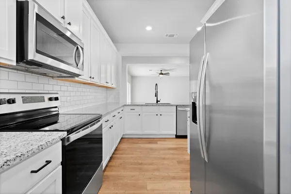 $444,900 | 9317 Gladsome Path Manor, Manor, TX 78653