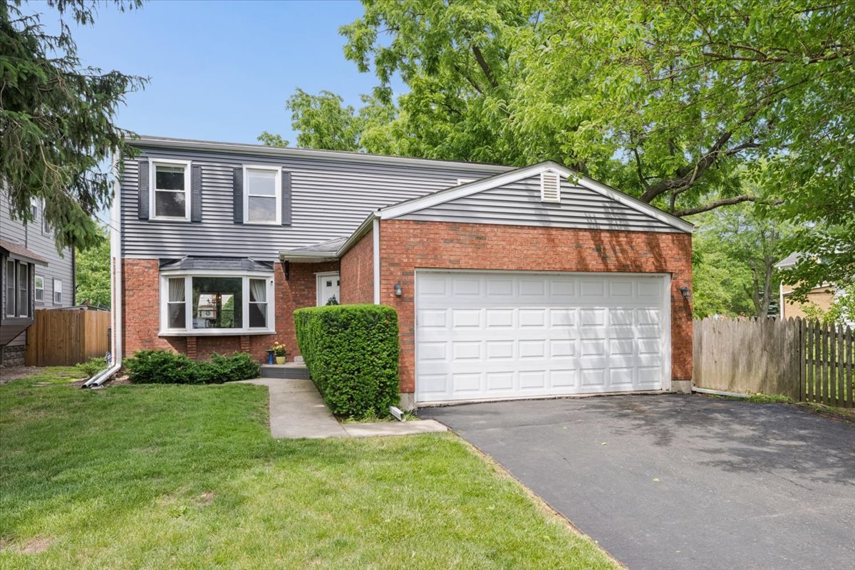 1699 Harding Road Northfield, IL 60093 - Photo 2 of 33 Gallery Image 2