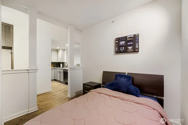 $525,000 | 2607 Western Avenue, Unit 355, Seattle, WA 98121