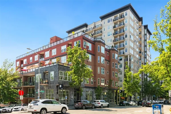 $525,000 | 2607 Western Avenue, Unit 355, Seattle, WA 98121
