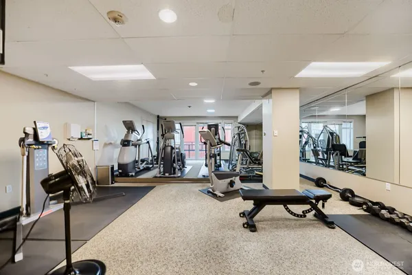 $525,000 | 2607 Western Avenue, Unit 355, Seattle, WA 98121