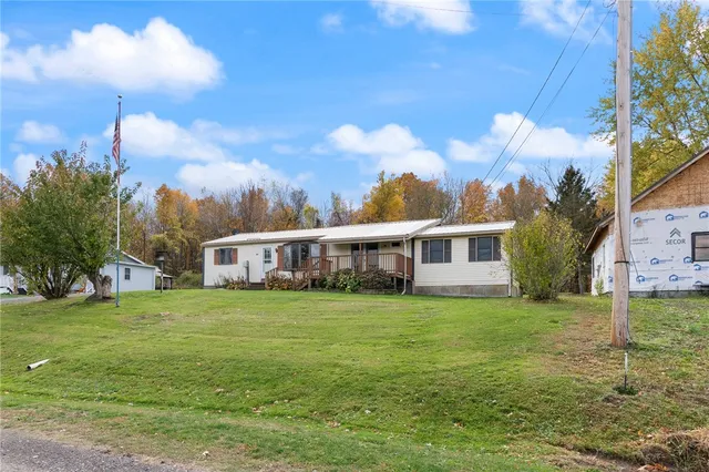 $139,900 | 7639 Cardinal Road, Wolcott, NY 14590