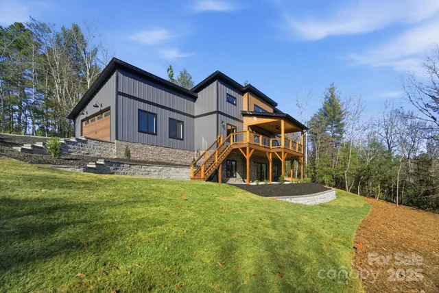 $898,890 | 1597 Compass Court, Unit 152, Granite Falls, NC 28630