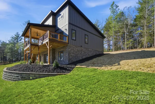 $898,890 | 1597 Compass Court, Unit 152, Granite Falls, NC 28630