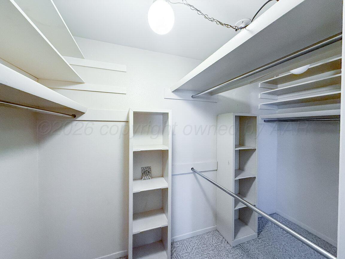 205 Houston Street Borger, TX 79007 - Photo 32 of 57 Upstairs Primary Closet-2