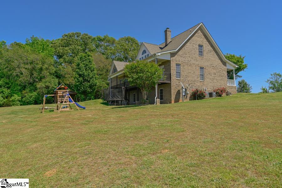 660 Aiken Road Woodruff, SC 29388 - Photo 2 of 34