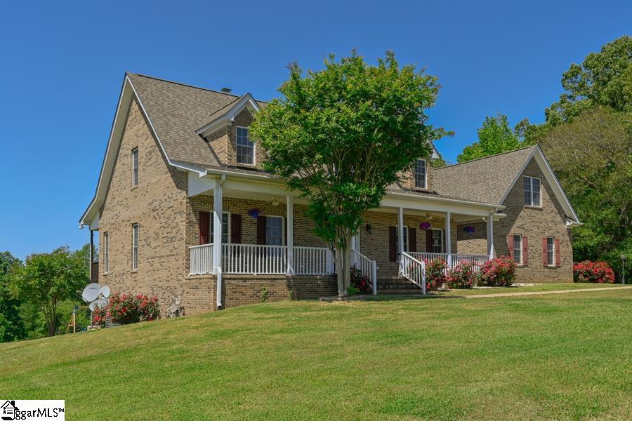 660 Aiken Road Woodruff, SC 29388 - Photo 3 of 34