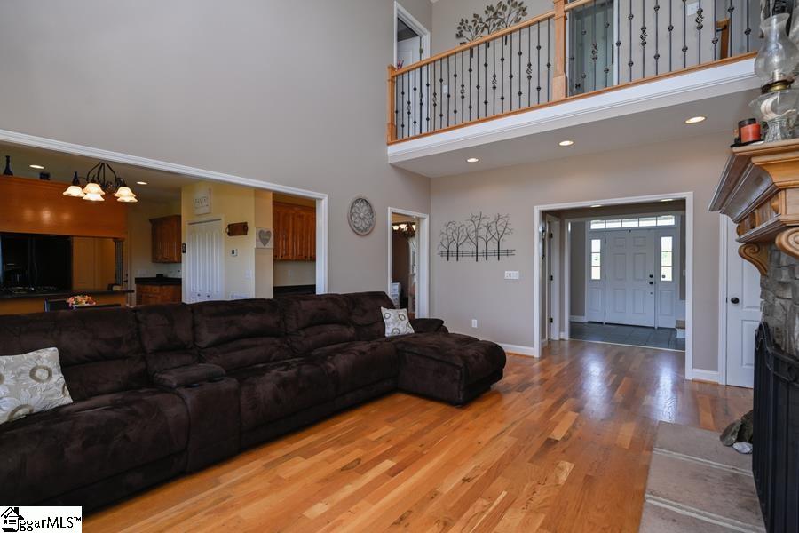 660 Aiken Road Woodruff, SC 29388 - Photo 7 of 34