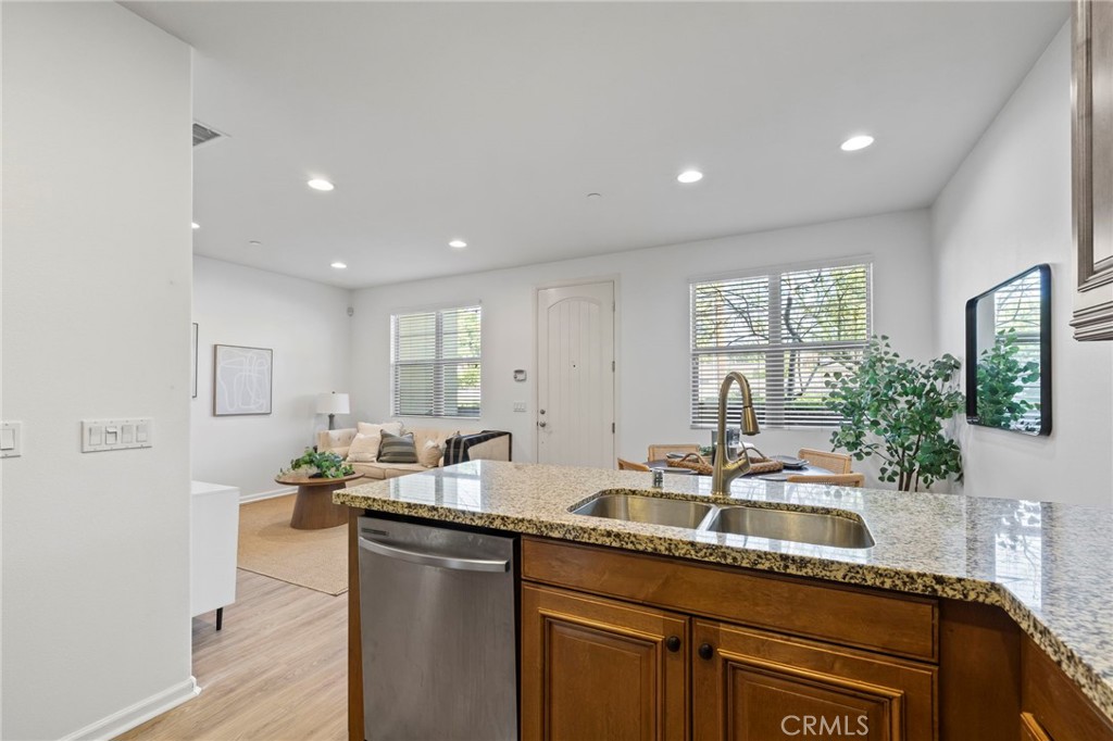 922 East Baseline Road Claremont, CA 91711 - Photo 15 of 35