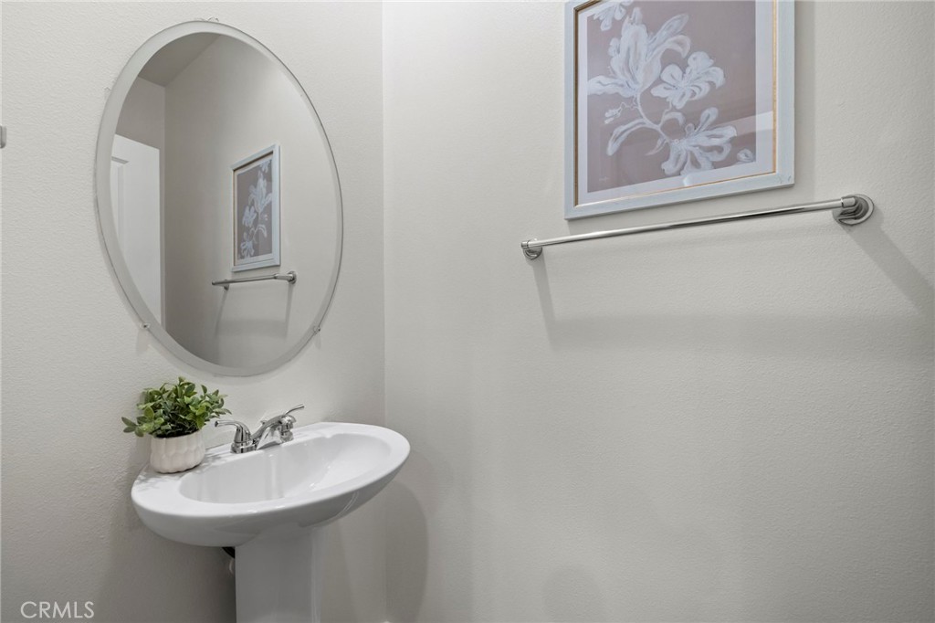 922 East Baseline Road Claremont, CA 91711 - Photo 16 of 35