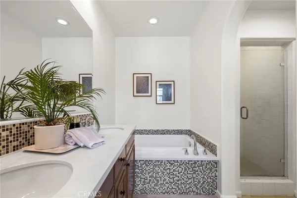 $672,000 | 922 East Baseline Road, Claremont, CA 91711