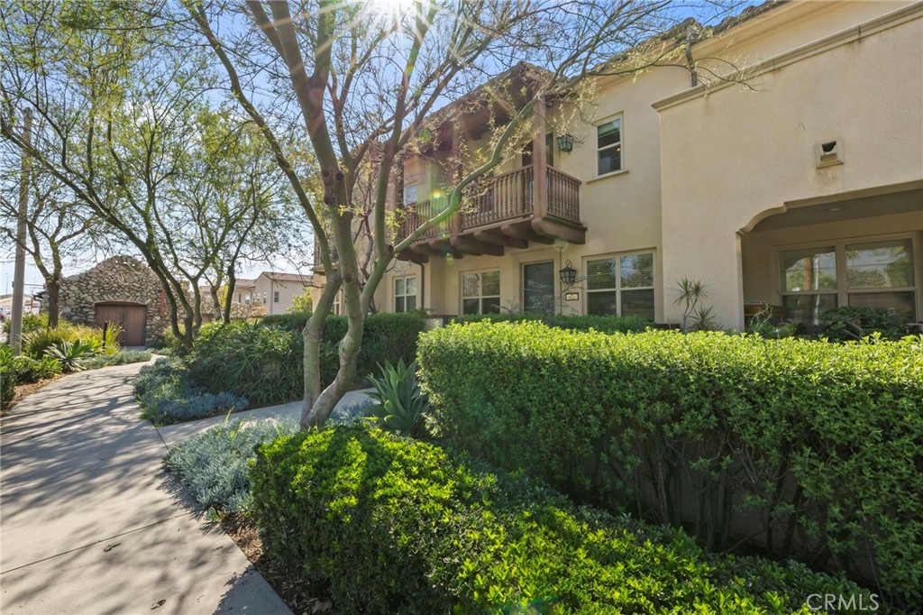 922 East Baseline Road Claremont, CA 91711 - Photo 3 of 35