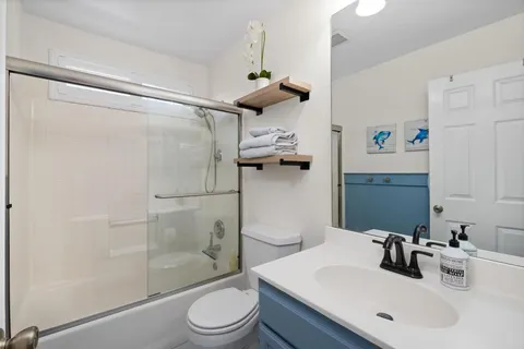 $945,000 | 4216 Conquistador, Oceanside, CA 92056