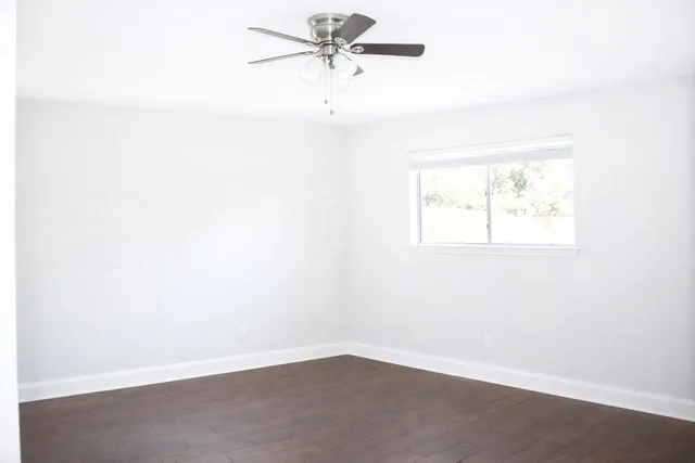 $2,200 | 11123 Sageview Drive, Houston, TX 77089