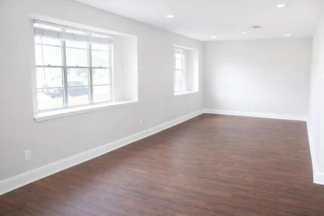 $2,200 | 11123 Sageview Drive, Houston, TX 77089