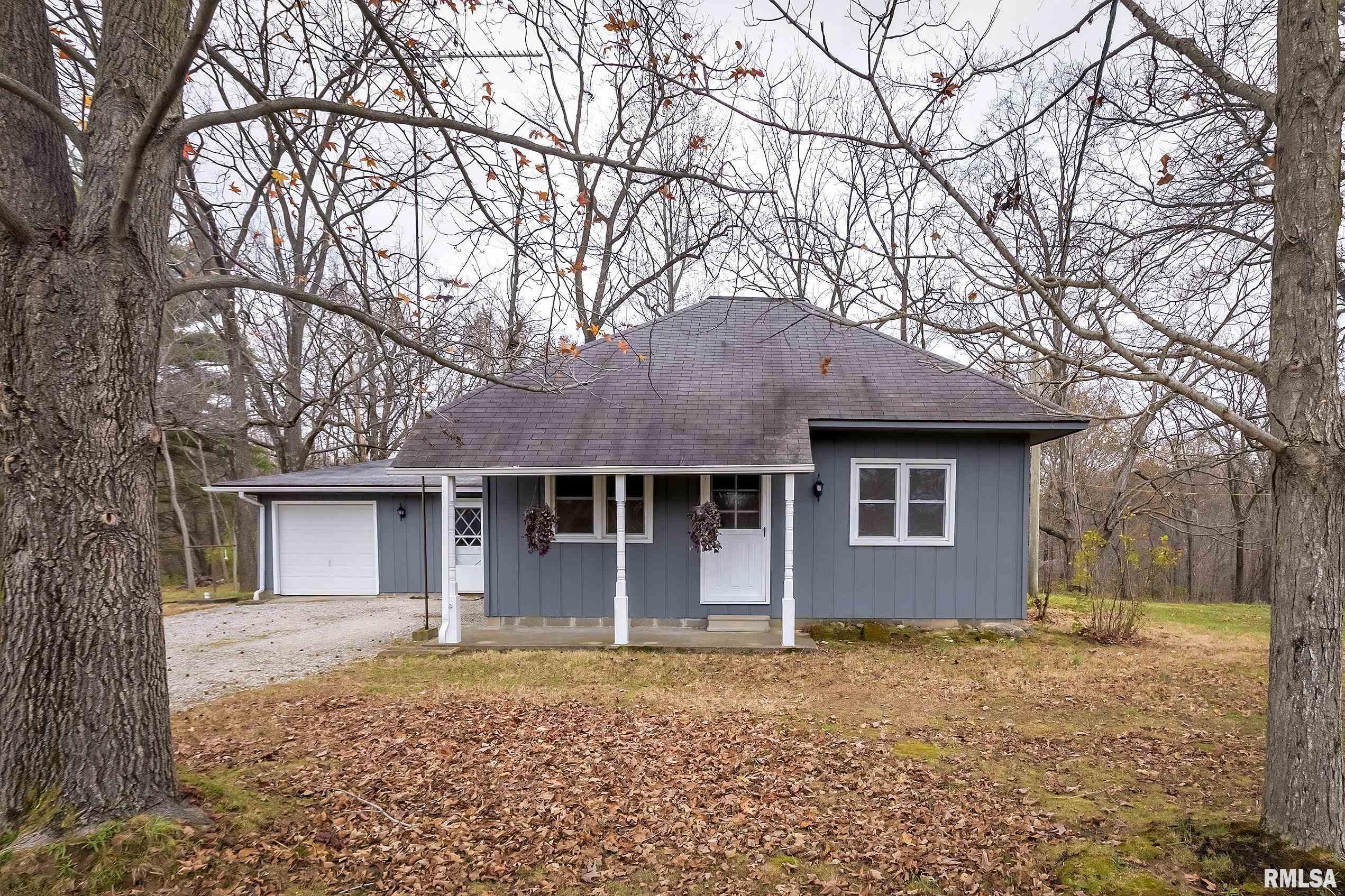 8750 East Casey Pike Road Mount Vernon, IL 62864 - Photo 1 of 32