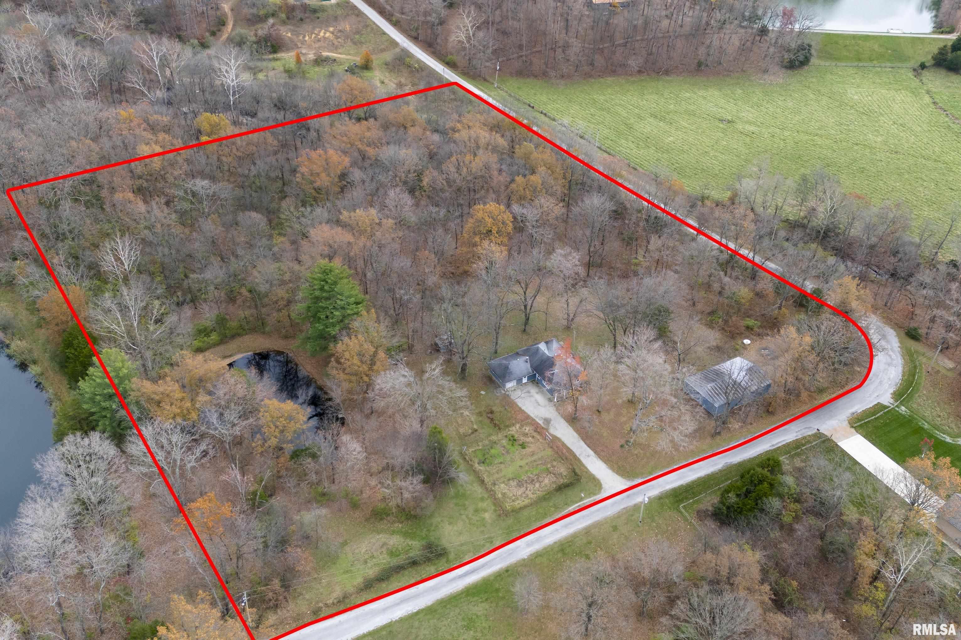 8750 East Casey Pike Road Mount Vernon, IL 62864 - Photo 2 of 32