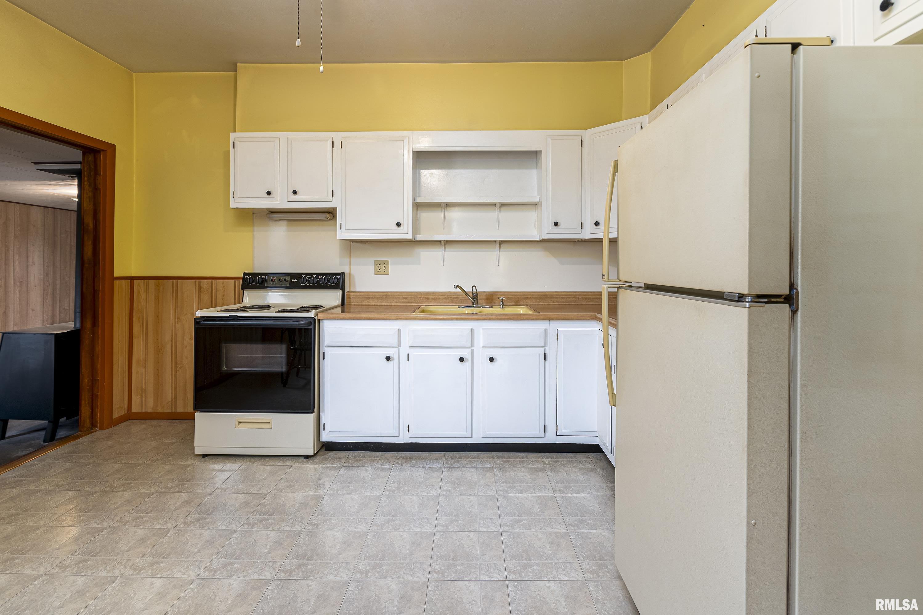 8750 East Casey Pike Road Mount Vernon, IL 62864 - Photo 7 of 32