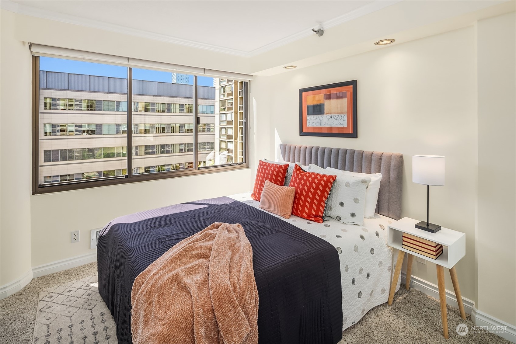 1120 Spring Street, Unit 1001 Seattle, WA 98104 - Photo 20 of 31 Gallery Image 20