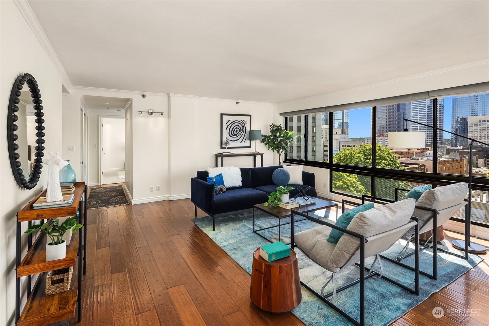 1120 Spring Street, Unit 1001 Seattle, WA 98104 - Photo 8 of 31 Gallery Image 8