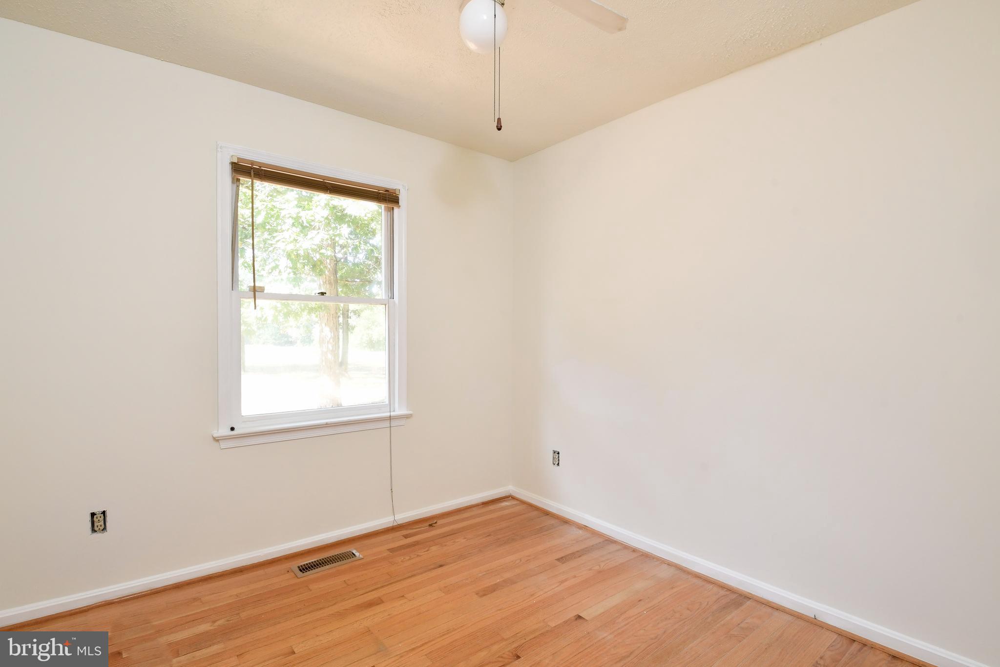 14319 Snake Castle Road Sumerduck, VA 22742 - Photo 11 of 32 Bedroom 2