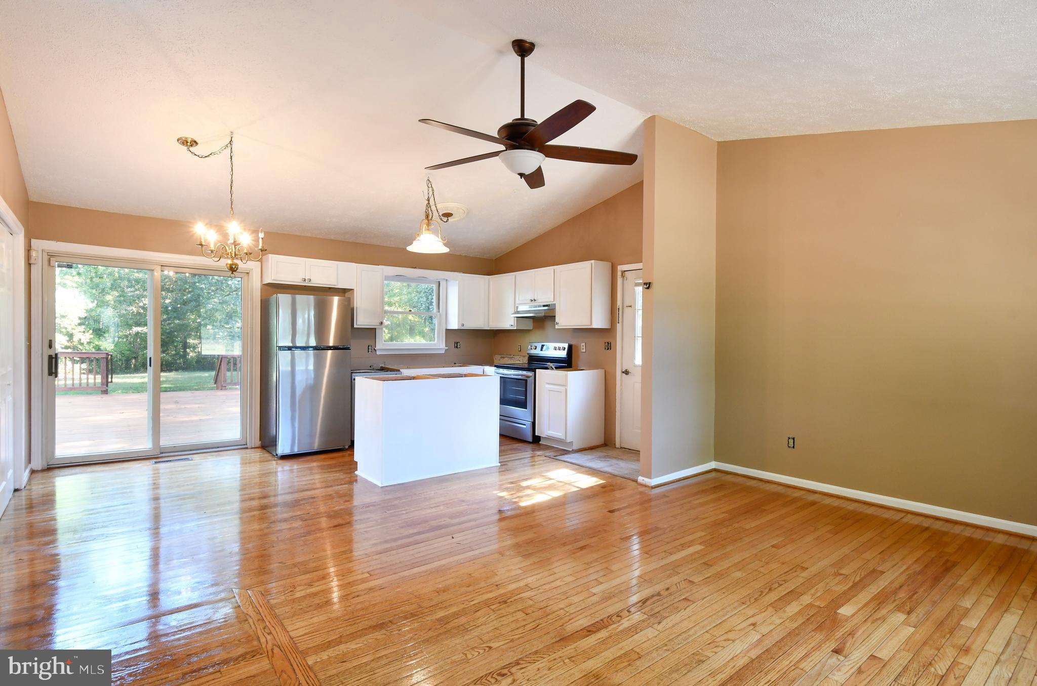 14319 Snake Castle Road Sumerduck, VA 22742 - Photo 32 of 32 Open floor plan