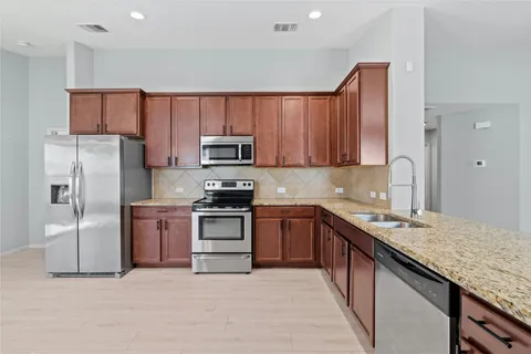 $1,825 | 631 Pinnacle Drive, Georgetown, TX 78626