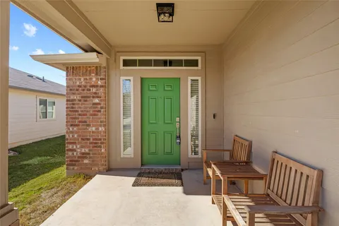 $1,825 | 631 Pinnacle Drive, Georgetown, TX 78626