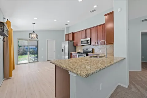 $1,825 | 631 Pinnacle Drive, Georgetown, TX 78626