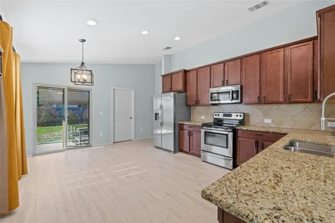 $1,825 | 631 Pinnacle Drive, Georgetown, TX 78626