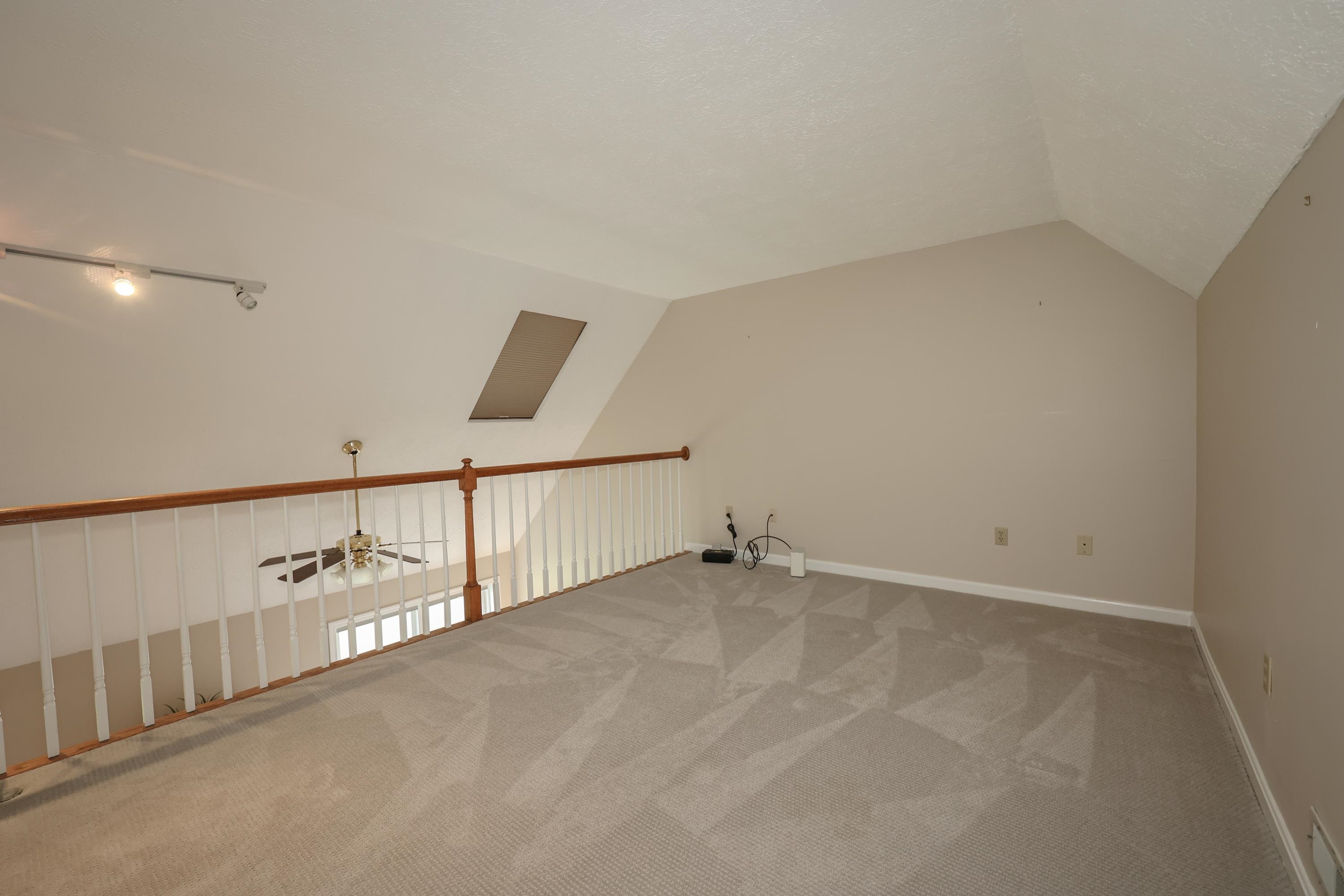 378 Winding Pond Road Londonderry, NH 03053 - Photo 18 of 46