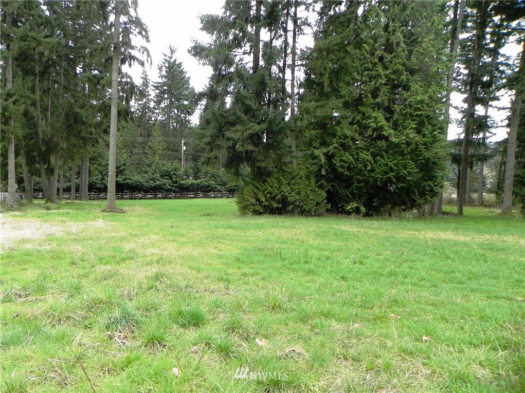 21926 Southeast May Valley Road Issaquah, WA 98027 - Photo 11 of 14 Gallery Image 11