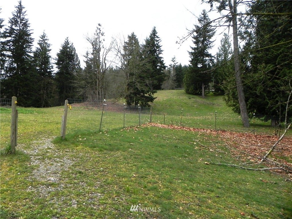 21926 Southeast May Valley Road Issaquah, WA 98027 - Photo 14 of 14 Gallery Image 14