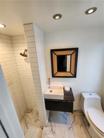 $1,249,000 | 215 Avenida Rosa, San Clemente, CA 92672