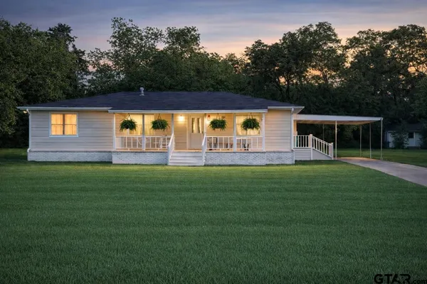 $214,900 | 361 Noble Street, Lovelady, TX 75851
