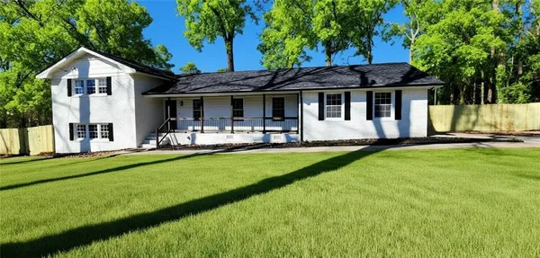 $2,450 | 1390 White Oak Street Southeast, Conyers, GA 30013