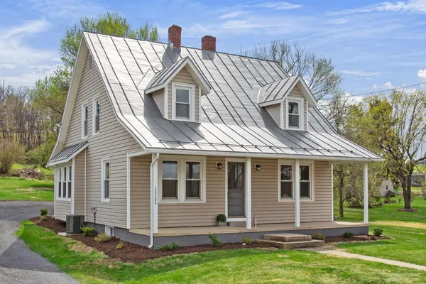 $299,900 | 12204 Daphna Road, Broadway, VA 22815