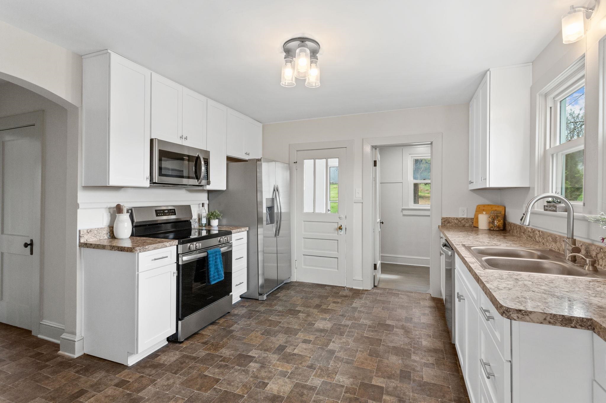 12204 Daphna Road Broadway, VA 22815 - Photo 13 of 31