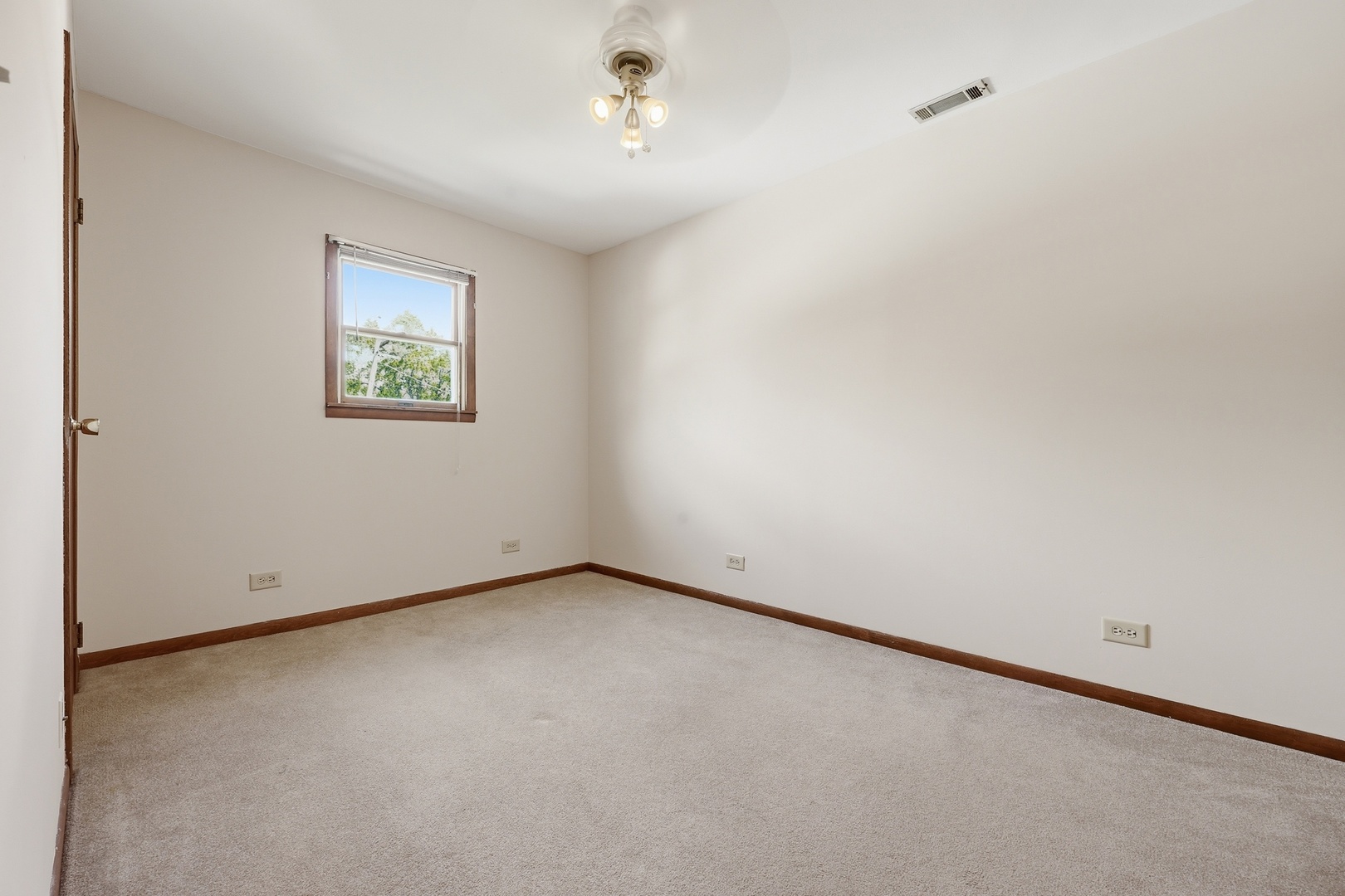 9637 Rutherford Avenue Oak Lawn, IL 60453 - Photo 21 of 40