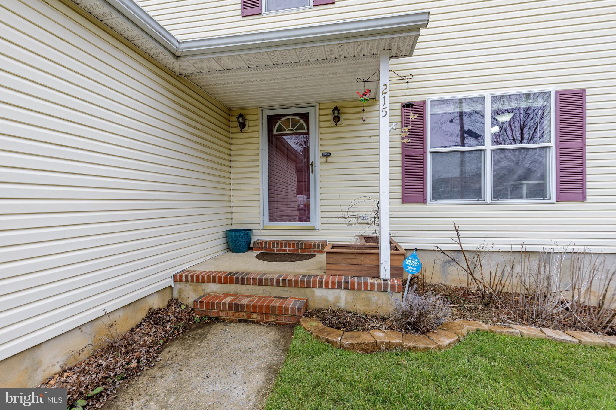 215 Birch Street Hamilton, NJ 08610 - Photo 2 of 38 a front view of a house with garden
