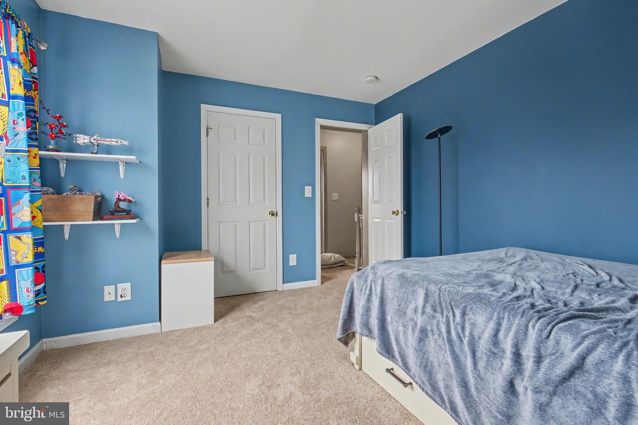 215 Birch Street Hamilton, NJ 08610 - Photo 8 of 38 a bedroom with a bed and closet