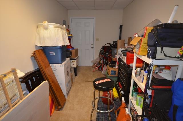 1453 Keesee Road Clarksville, TN 37040 - Photo 17 of 17 Extra Large Room for Storage