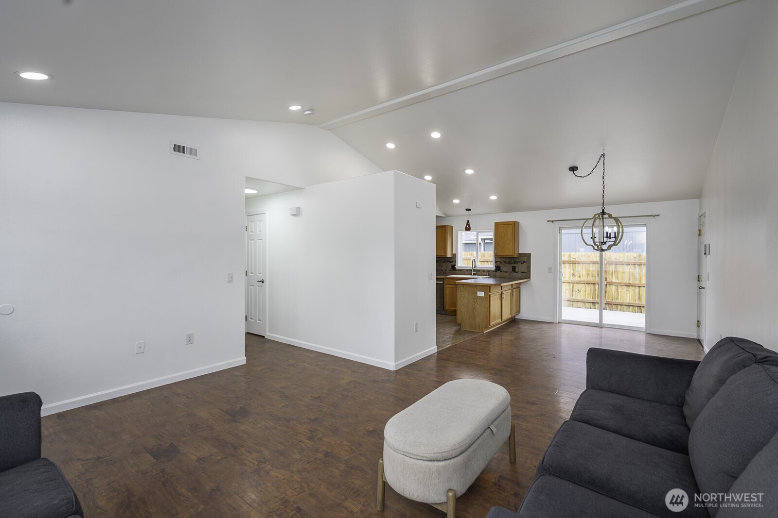 1401 South Hamilton Road Moses Lake, WA 98837 - Photo 9 of 38